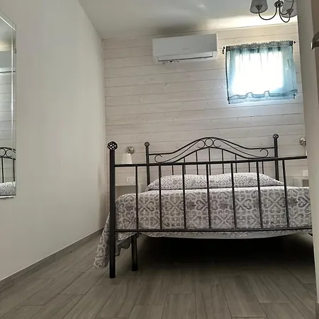 Oda ve Kahvaltı Mafi 3*